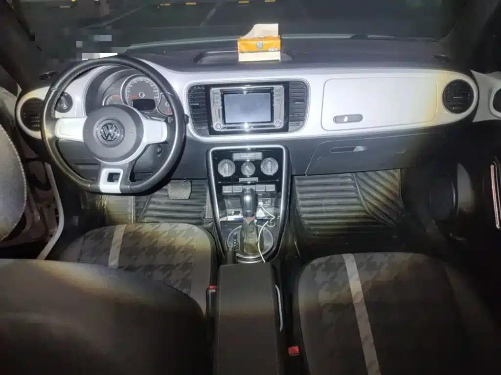 2018 Volkswagen Beetle 180TSI Comfortline — миниатюра 13