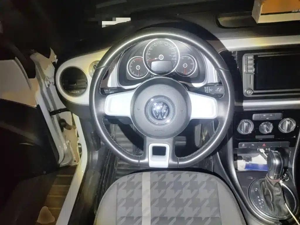 2018 Volkswagen Beetle 180TSI Comfortline — миниатюра 3