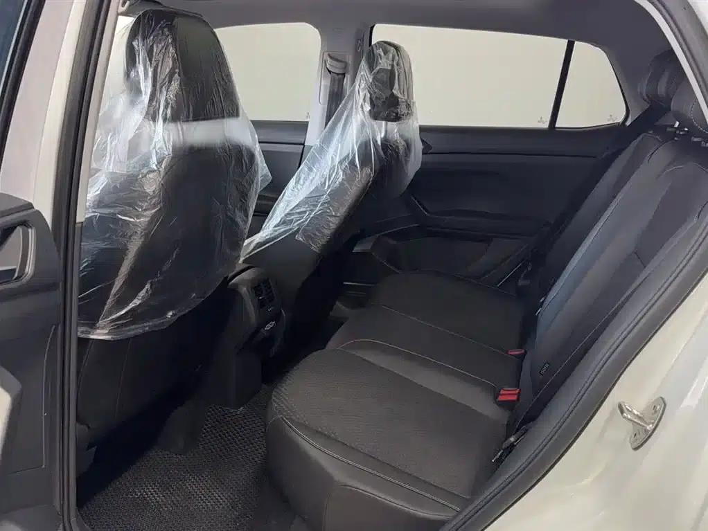 2021 Volkswagen T-Cross 200TSI DSG Smart Connect Edition — миниатюра 13