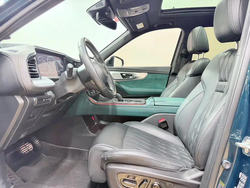 GAC Trumpchi GS8 2022 Dual-Engine Series 2.0TM Two-Wheel Drive Prestige Edition (7 Seats) — миниатюра 15
