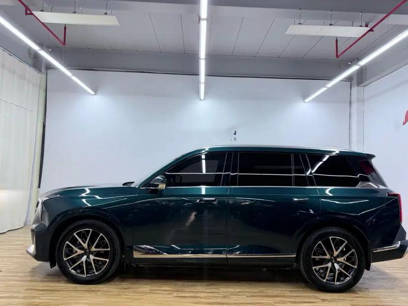 GAC Trumpchi GS8 2022 Dual-Engine Series 2.0TM Two-Wheel Drive Prestige Edition (7 Seats) — миниатюра 6