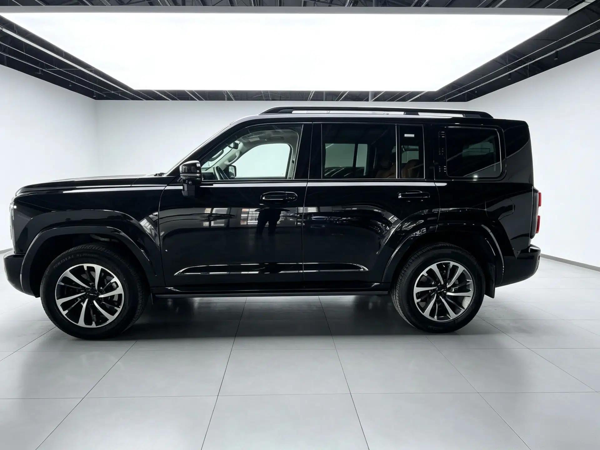 Haval H9 2024 2.4T Diesel 4x4 Extreme Edition — миниатюра 4