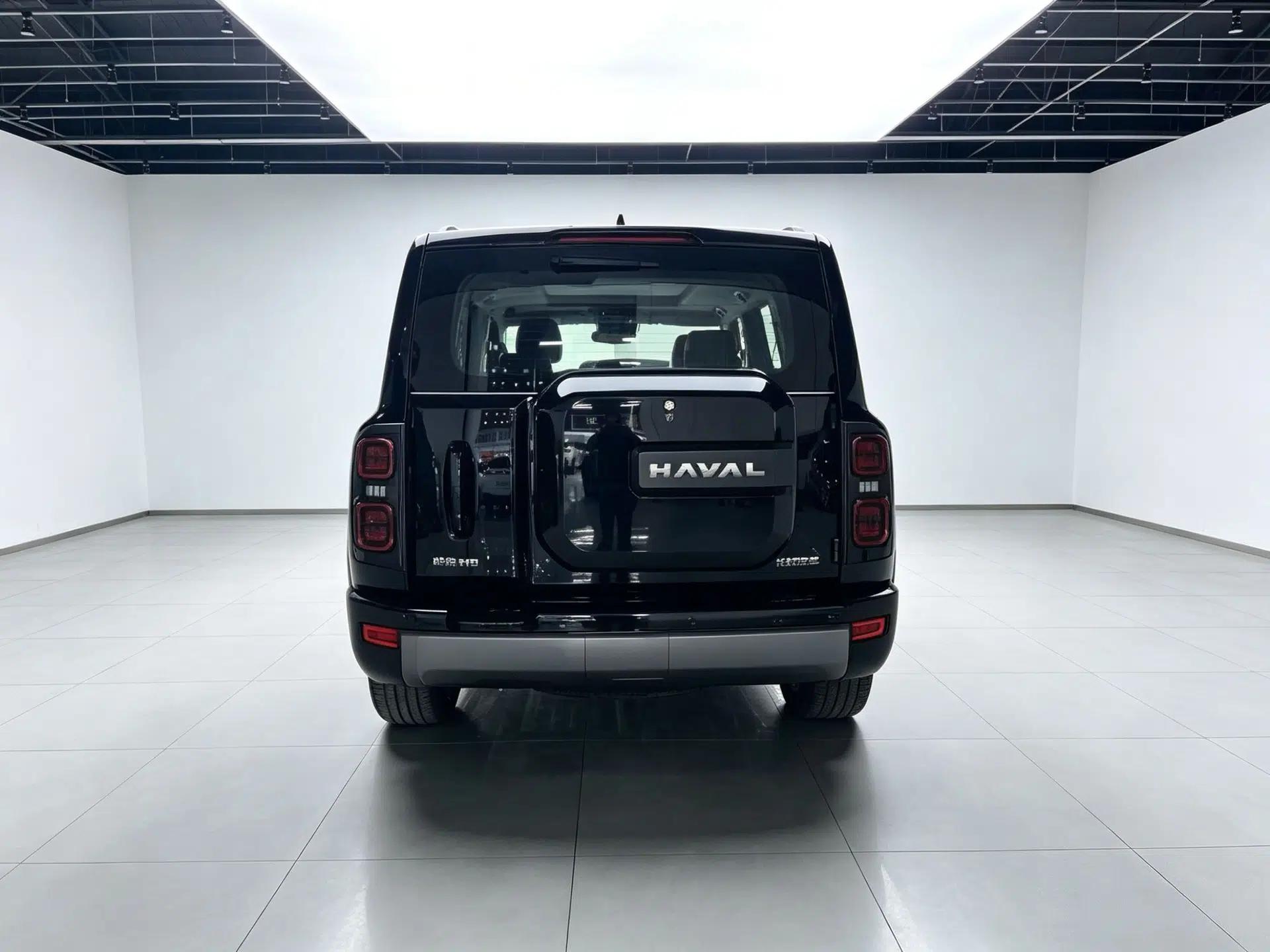 Haval H9 2024 2.4T Diesel 4x4 Extreme Edition — миниатюра 5