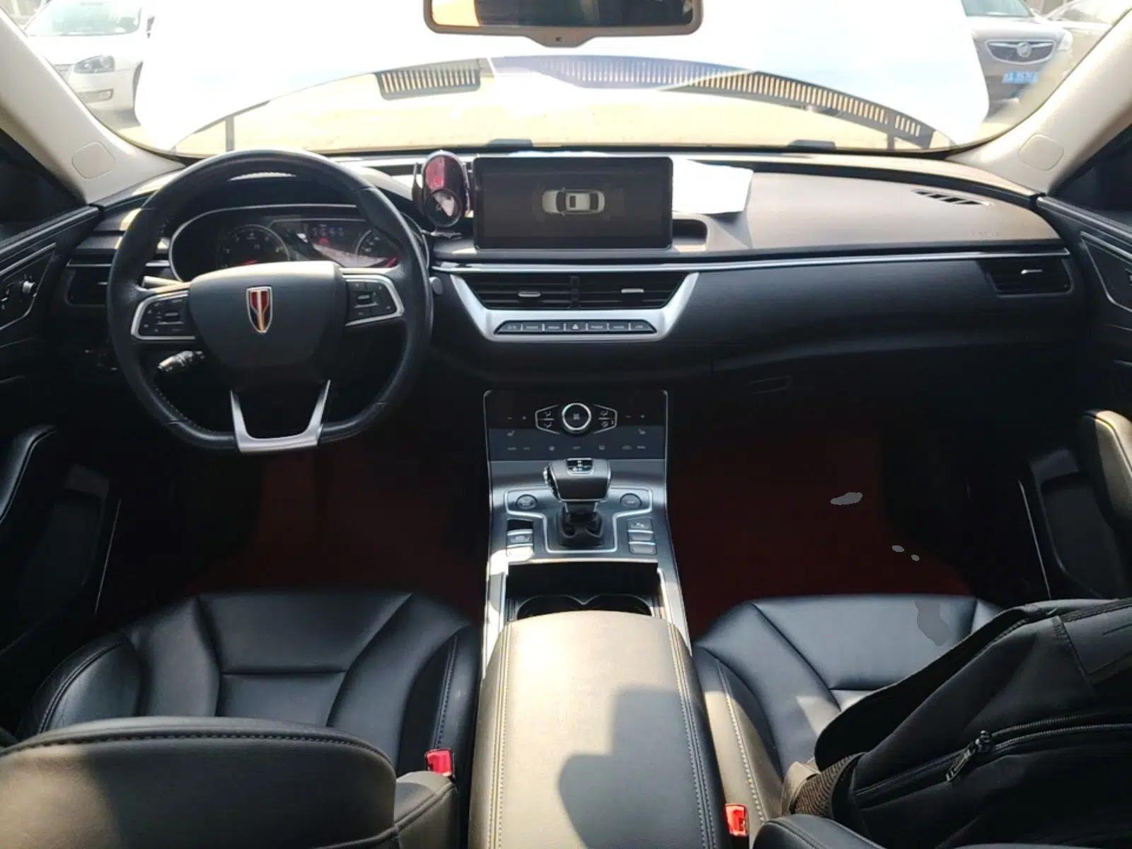 Hongqi H5 2022 Classic Model Facelift 1.8T Automatic Smart Connect Flagship Edition — миниатюра 12
