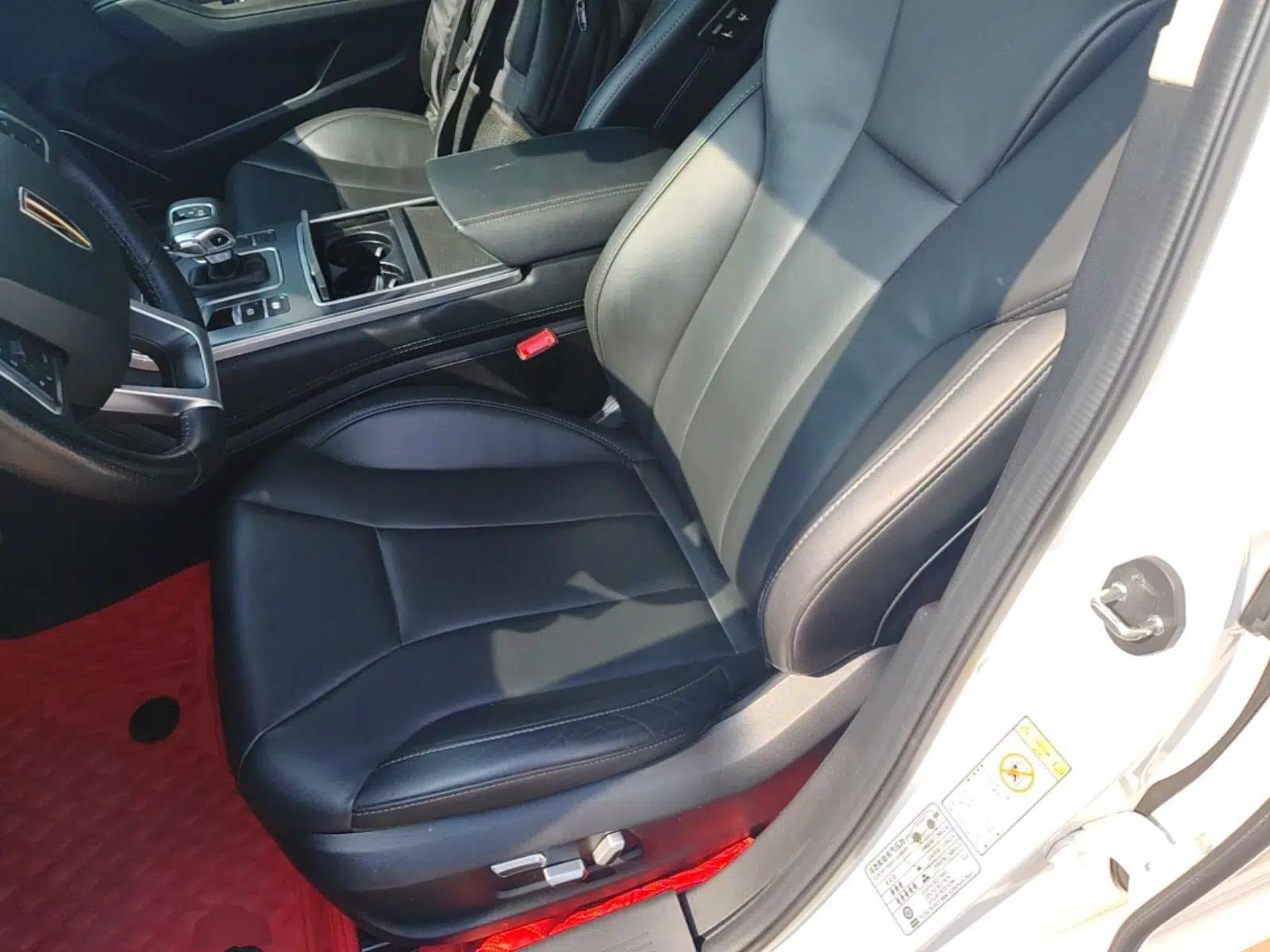 Hongqi H5 2022 Classic Model Facelift 1.8T Automatic Smart Connect Flagship Edition — миниатюра 17