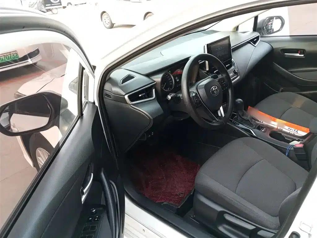 2019 Toyota Corolla 1.2T S-CVT GL-i Elite Edition — миниатюра 12