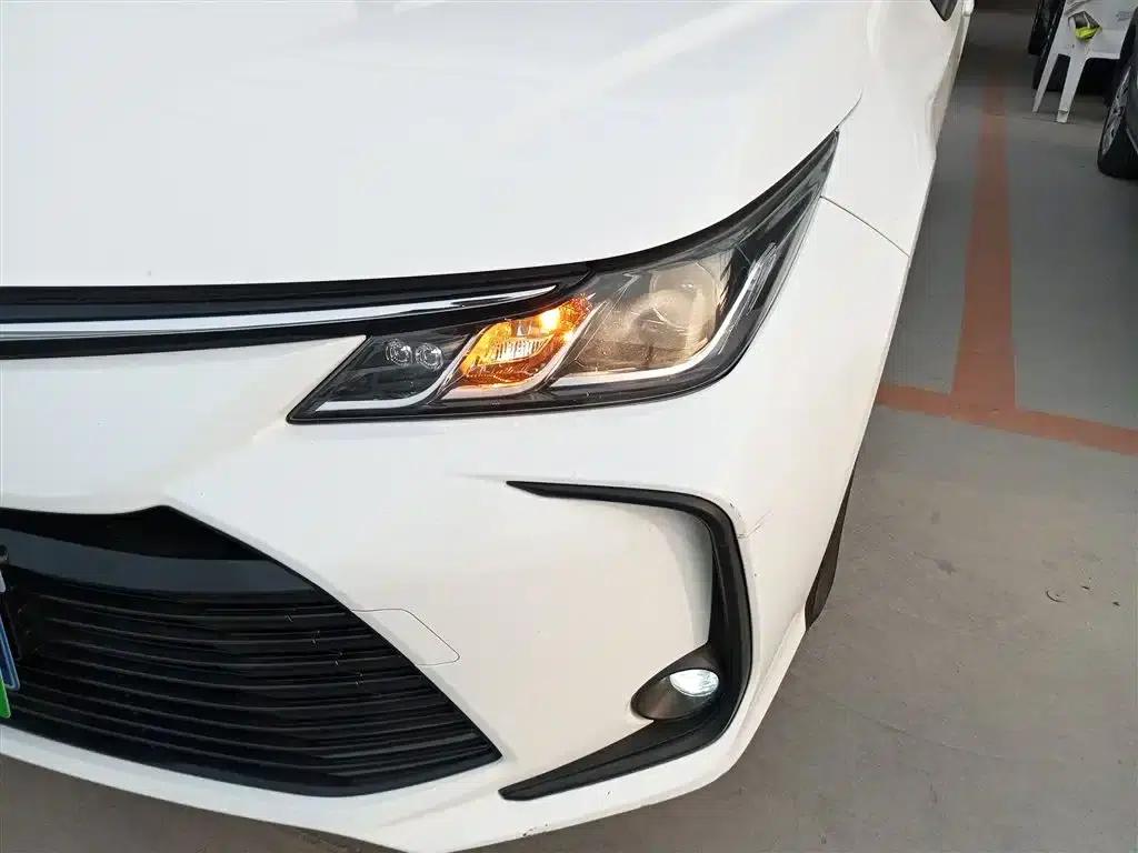 2019 Toyota Corolla 1.2T S-CVT GL-i Elite Edition — миниатюра 18