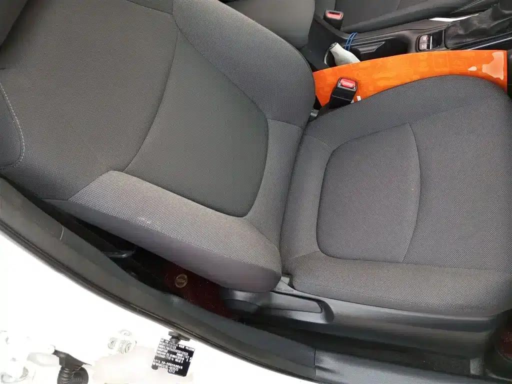 2019 Toyota Corolla 1.2T S-CVT GL-i Elite Edition — миниатюра 20