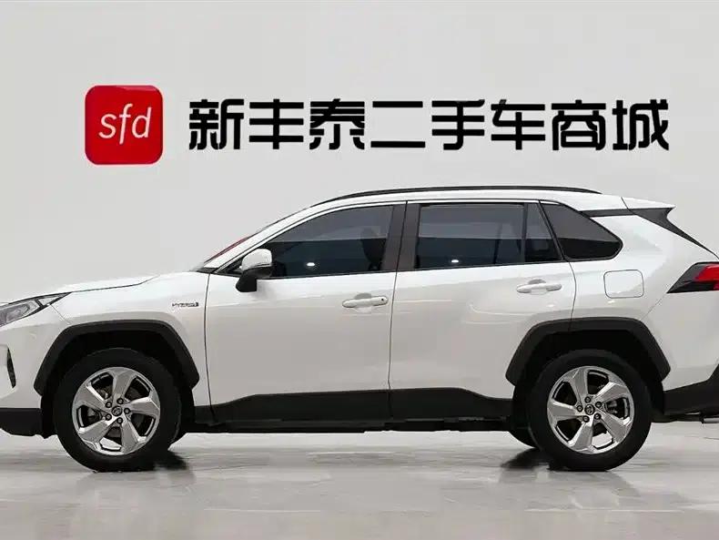 RAV4 2022 Hybrid 2.5L E-CVT 2WD Elite Edition — миниатюра 4