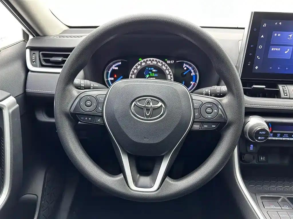 RAV4 2022 Hybrid 2.5L E-CVT 2WD Elite Edition — миниатюра 10