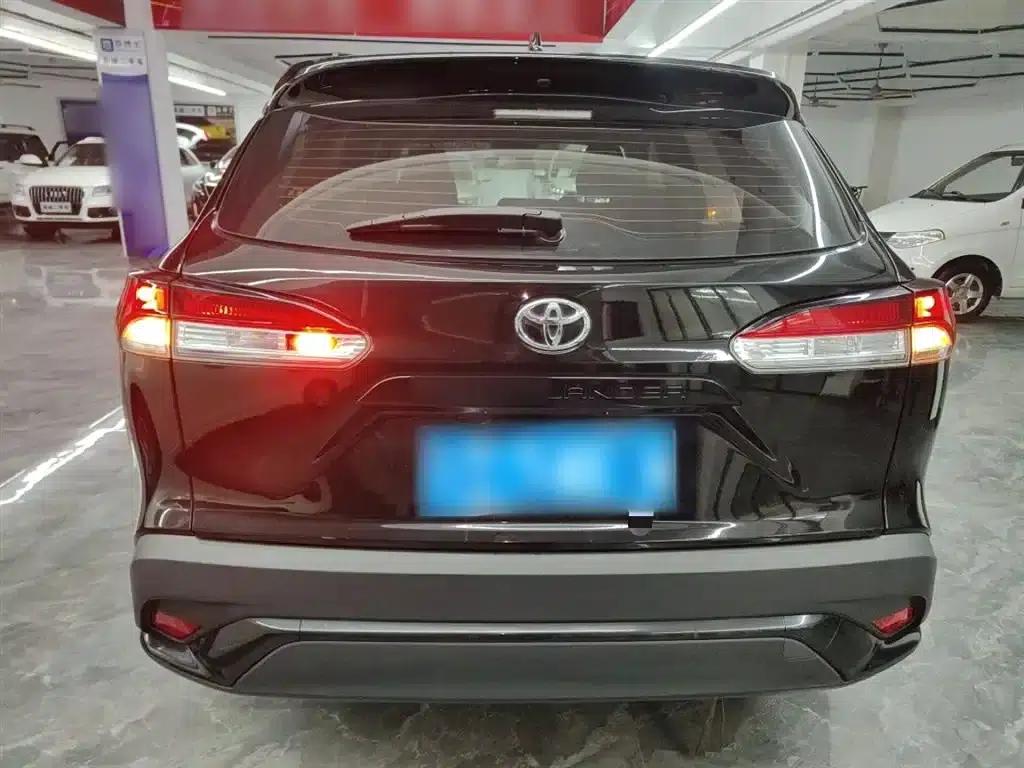 Fenglanda 2023 2.0L CVT Leading Edition — миниатюра 4