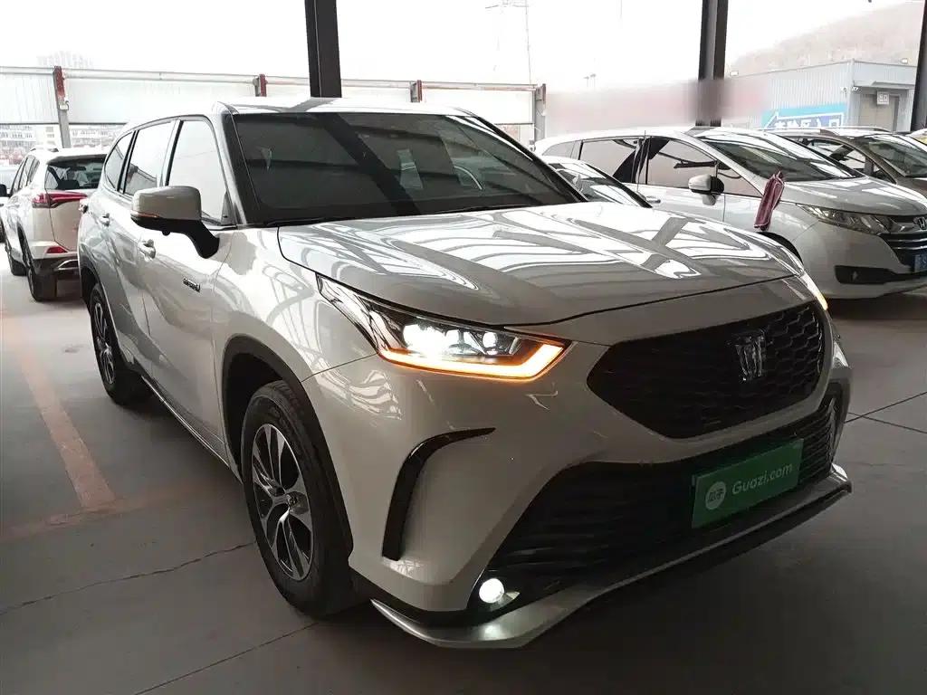 Crown Land Cruiser 2021 2.5L HEV 4WD Elite Edition — миниатюра 22