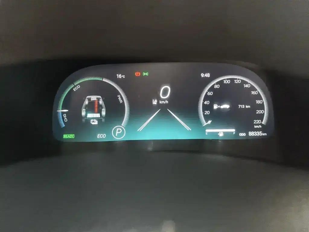Crown Land Cruiser 2022 2.5L HEV 4WD Premium Edition — миниатюра 12