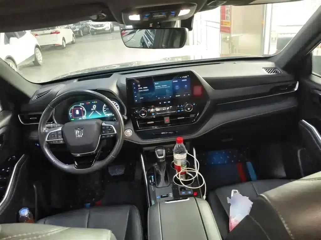 Crown Land Cruiser 2022 2.5L HEV 4WD Premium Edition — миниатюра 10
