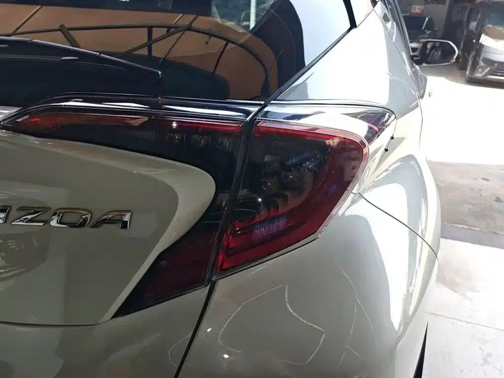 2020 Toyota IZOA 2.0L Ecstasy Edition — миниатюра 8