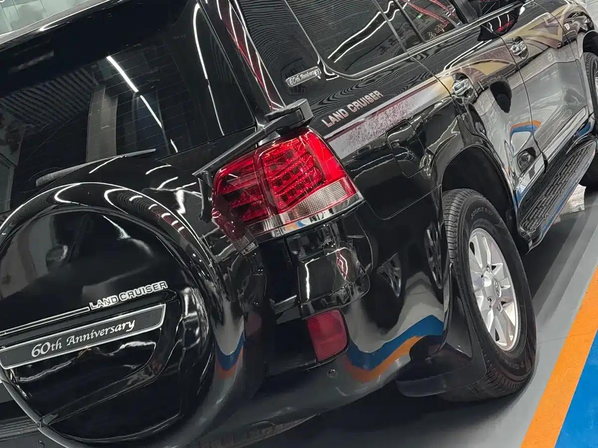 2012 Land Cruiser (Imported) Middle East Version — миниатюра 8
