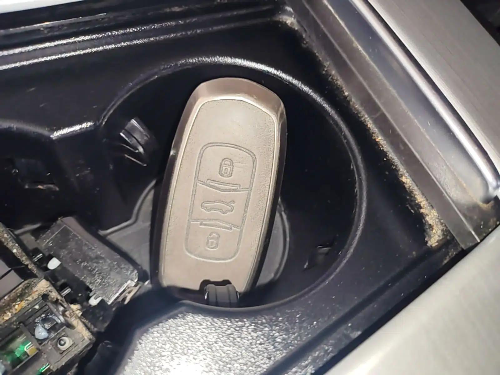 Geely Auto Emgrand X7 Sport 2016 1.8TD Automatic Smart Connectivity Version — миниатюра 12
