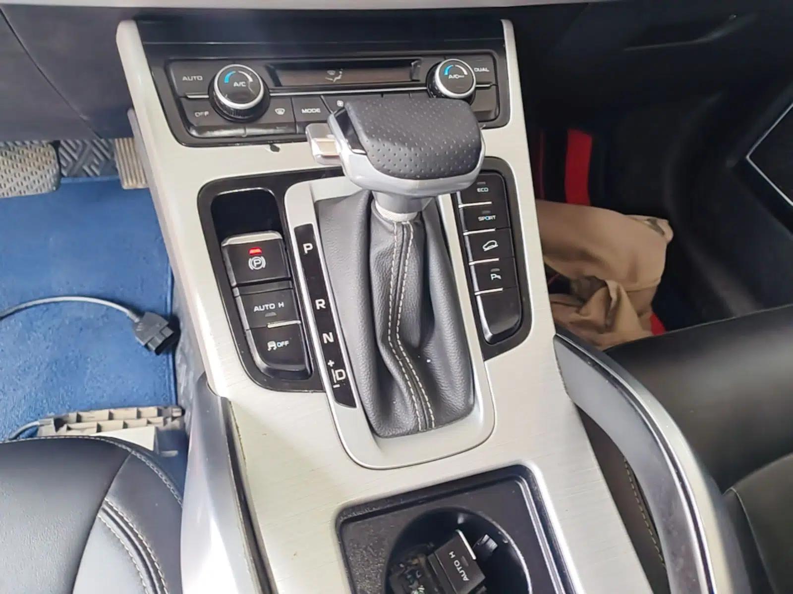 Geely Auto Emgrand X7 Sport 2016 1.8TD Automatic Smart Connectivity Version — миниатюра 17