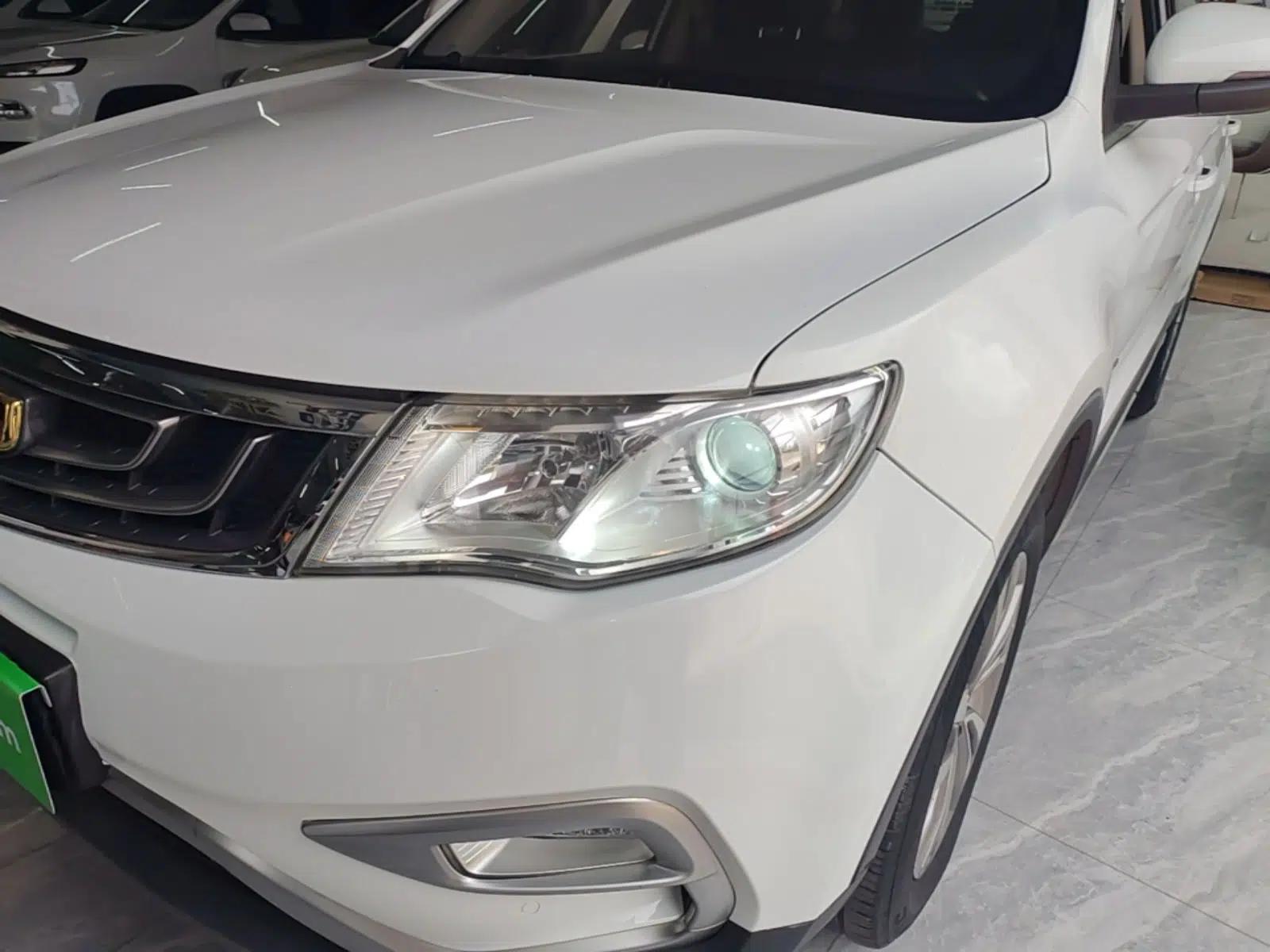 Geely Auto Emgrand X7 Sport 2016 1.8TD Automatic Smart Connectivity Version — миниатюра 9