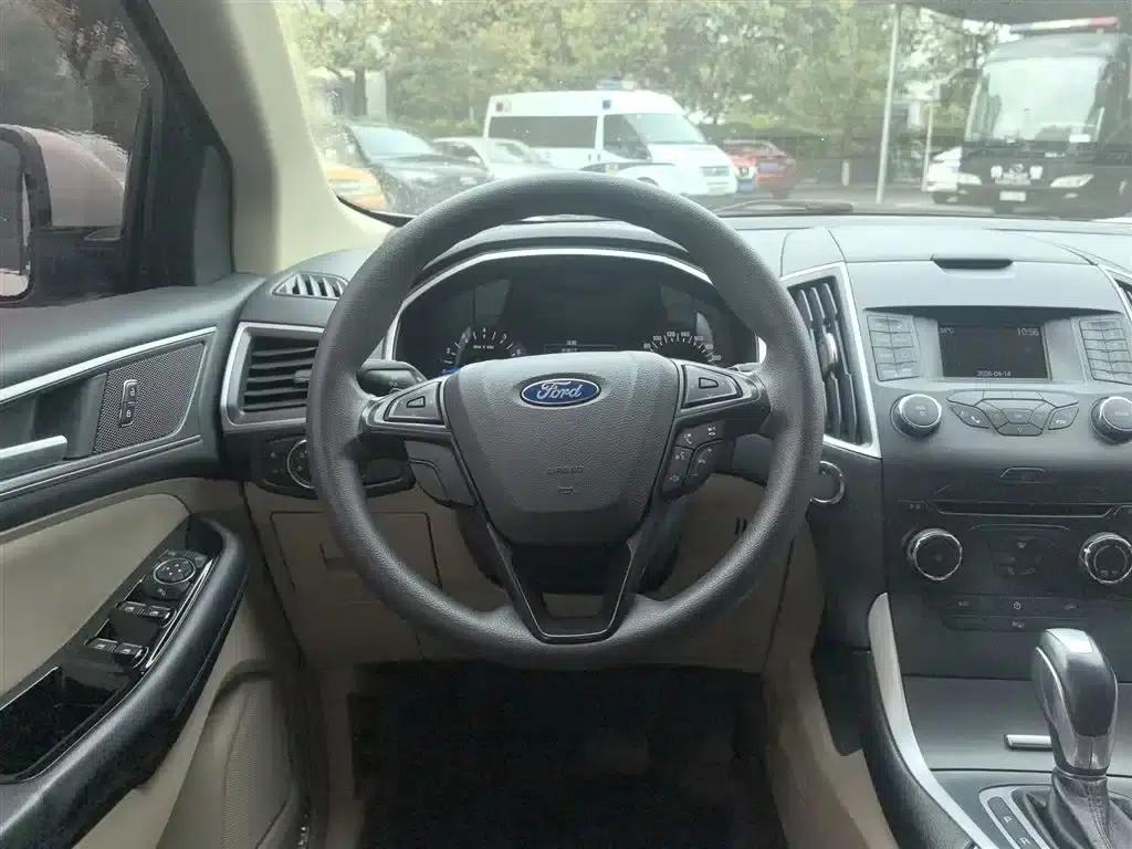 2016 Ford Edge EcoBoost 245 2WD Elite 5-seater — миниатюра 3