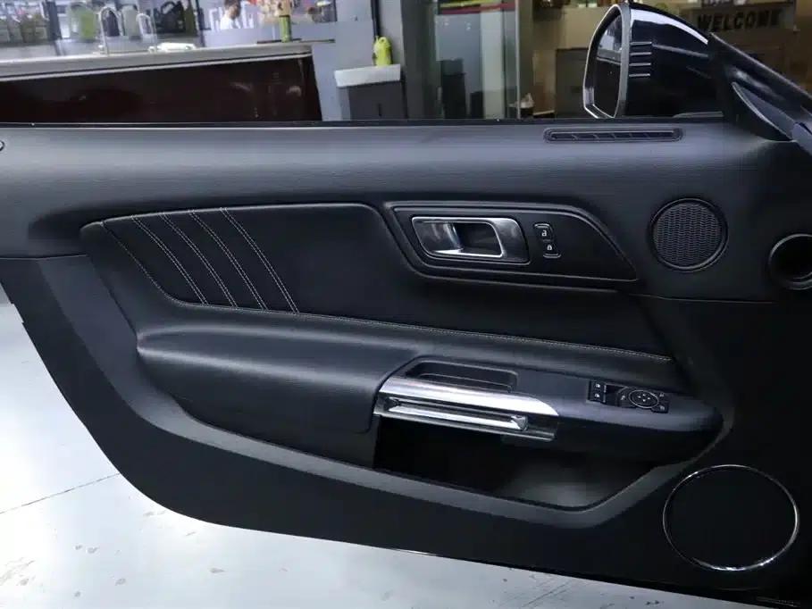 2020 Mustang 2.3L EcoBoost — миниатюра 11