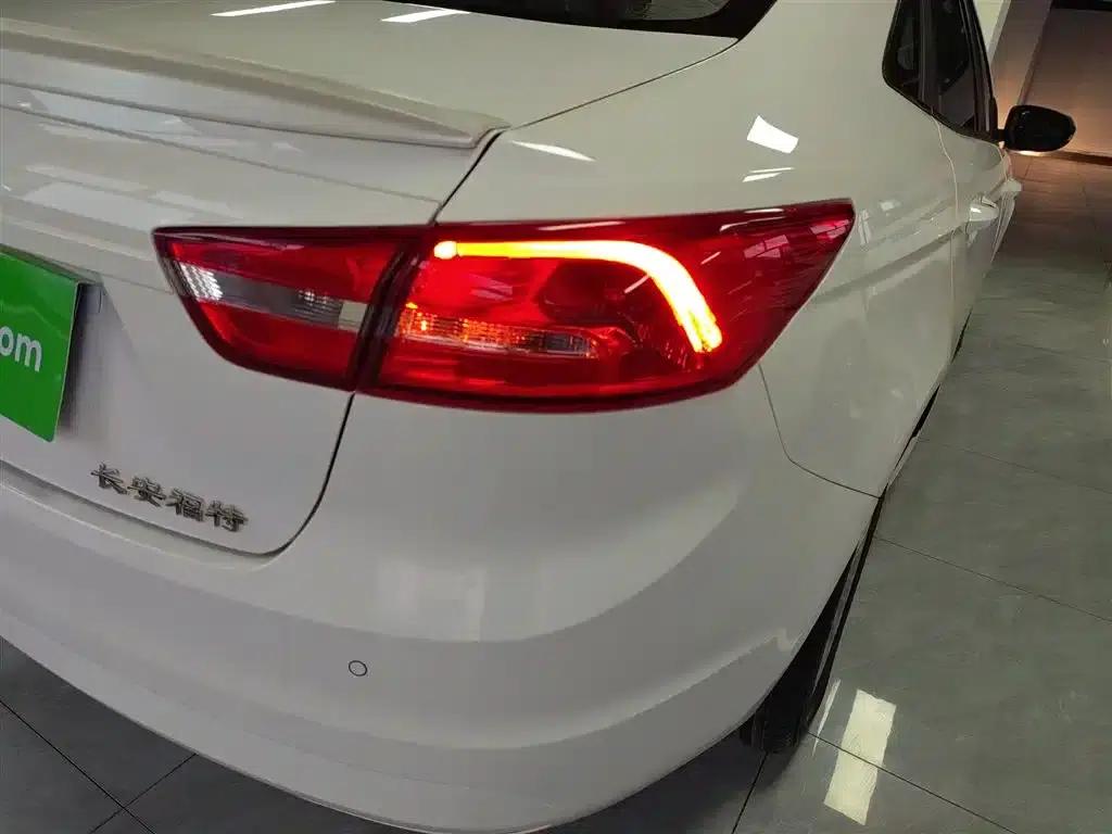 2017 Ford Focus Facelift 1.5L Automatic Comfort Model — миниатюра 24