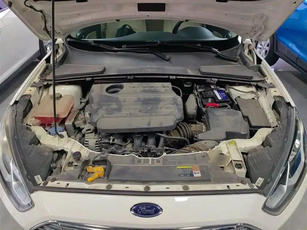 2017 Ford Focus Facelift 1.5L Automatic Comfort Model — миниатюра 10