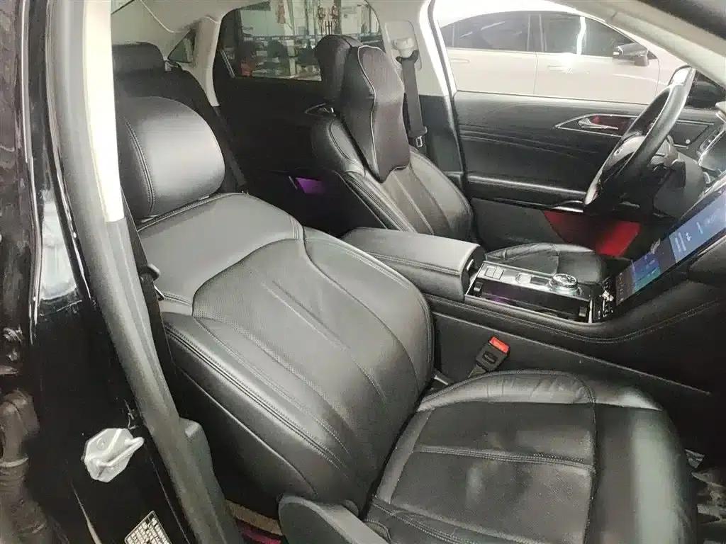 2019 Taurus EcoBoost 245 Premium Edition — миниатюра 25