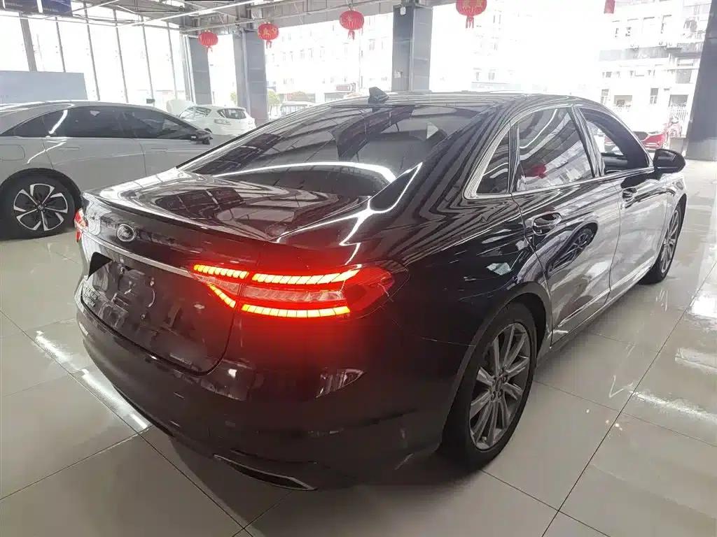 2019 Taurus EcoBoost 245 Premium Edition — миниатюра 7