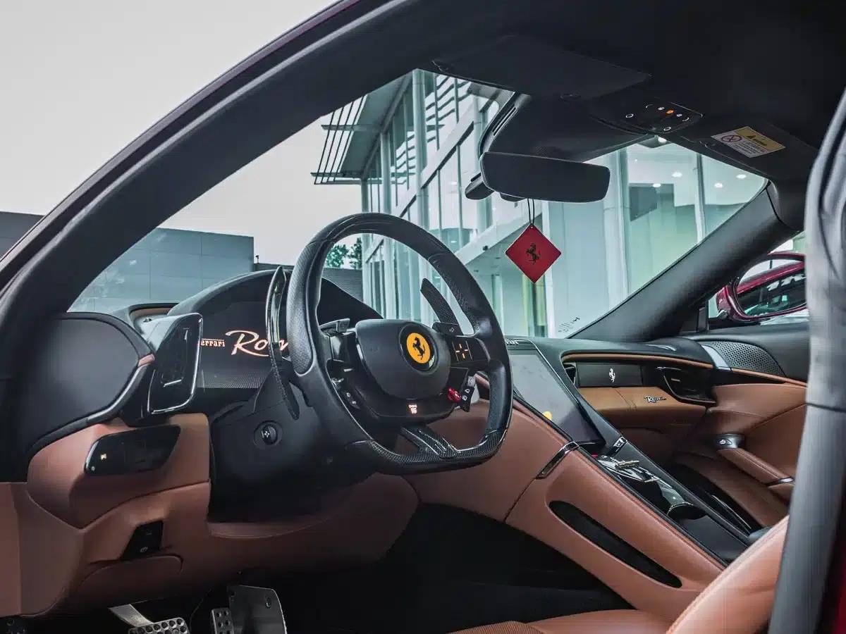 Roma 2020 3.9T V8 — миниатюра 4