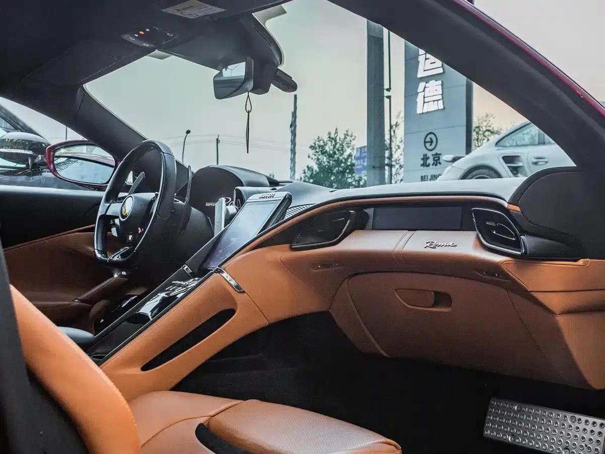 Roma 2020 3.9T V8 — миниатюра 5