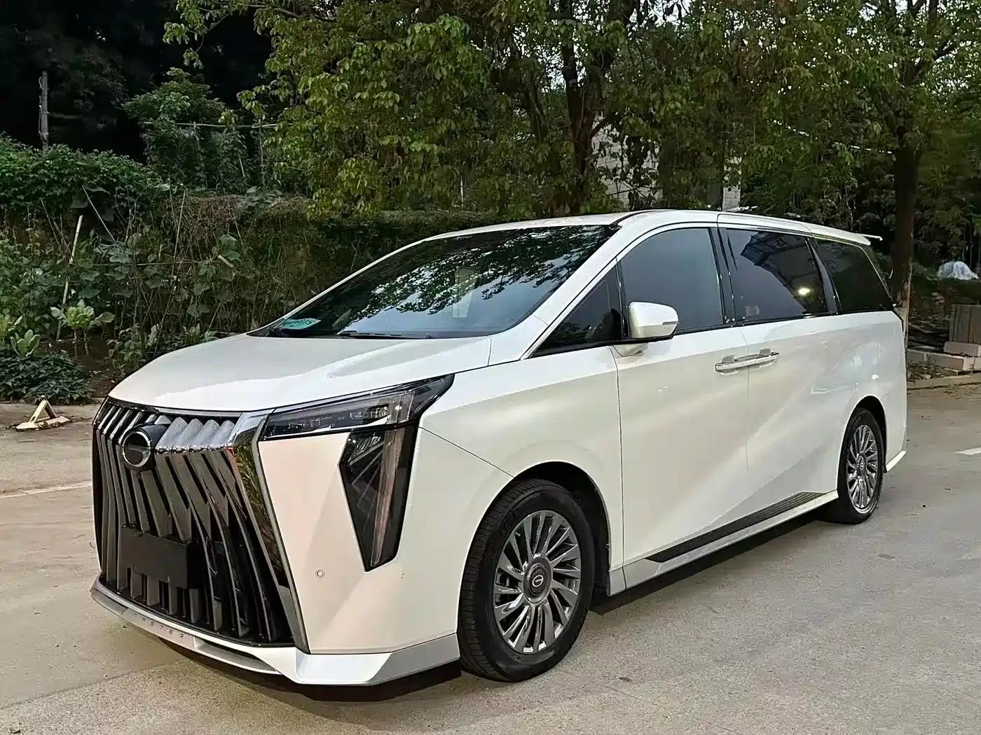 Trumpchi M8 2023 Master Series 400T Flagship Edition — миниатюра 1