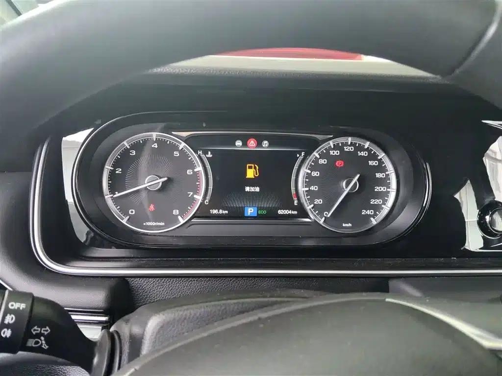 Trumpchi M6 2021 270T DCT Luxury Edition (7-seater) — миниатюра 12