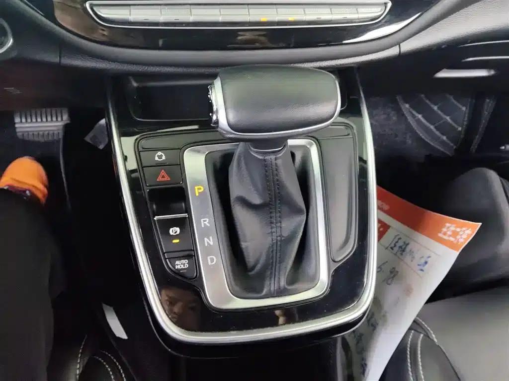 Trumpchi M6 2021 270T DCT Luxury Edition (7-seater) — миниатюра 14