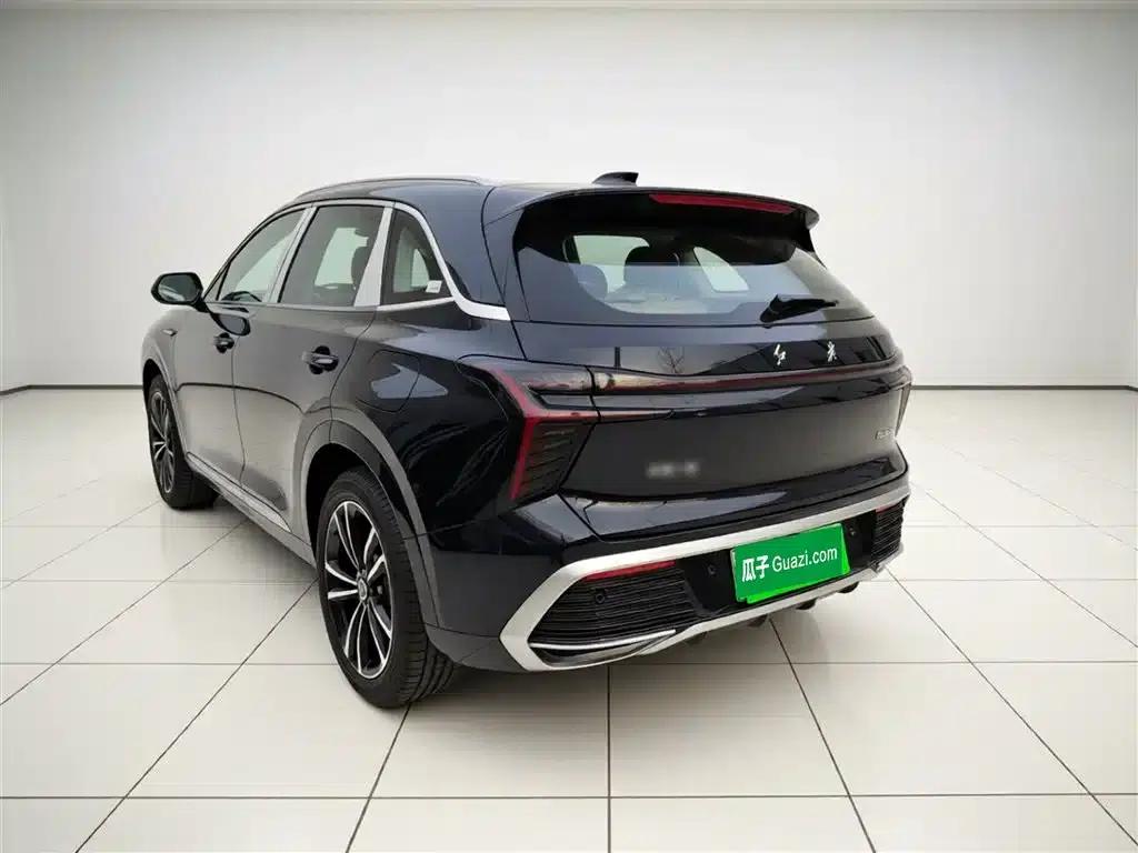 Hongqi HS3 PHEV 2025 Model 125km JIANG PLUS 2 Million Unit Commemorative Edition — миниатюра 24