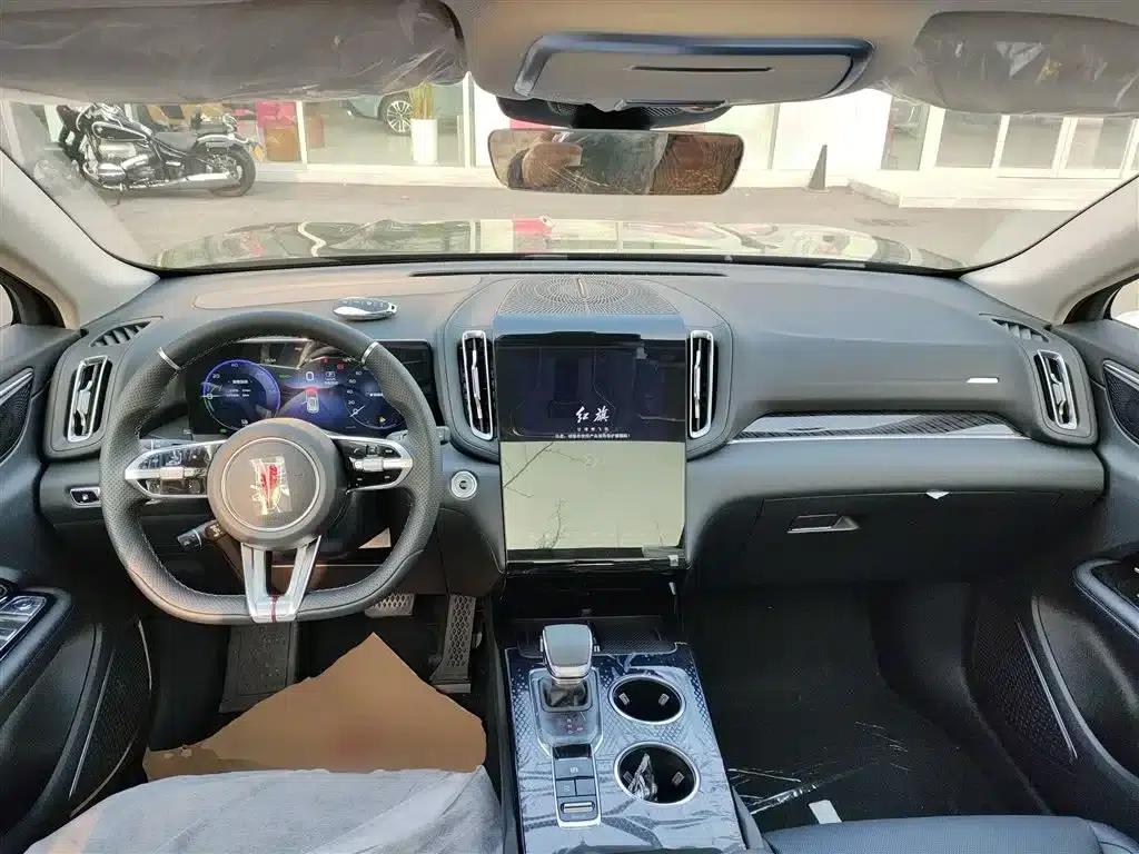 Hongqi HS3 PHEV 2025 Model 125km JIANG PLUS 2 Million Unit Commemorative Edition — миниатюра 6