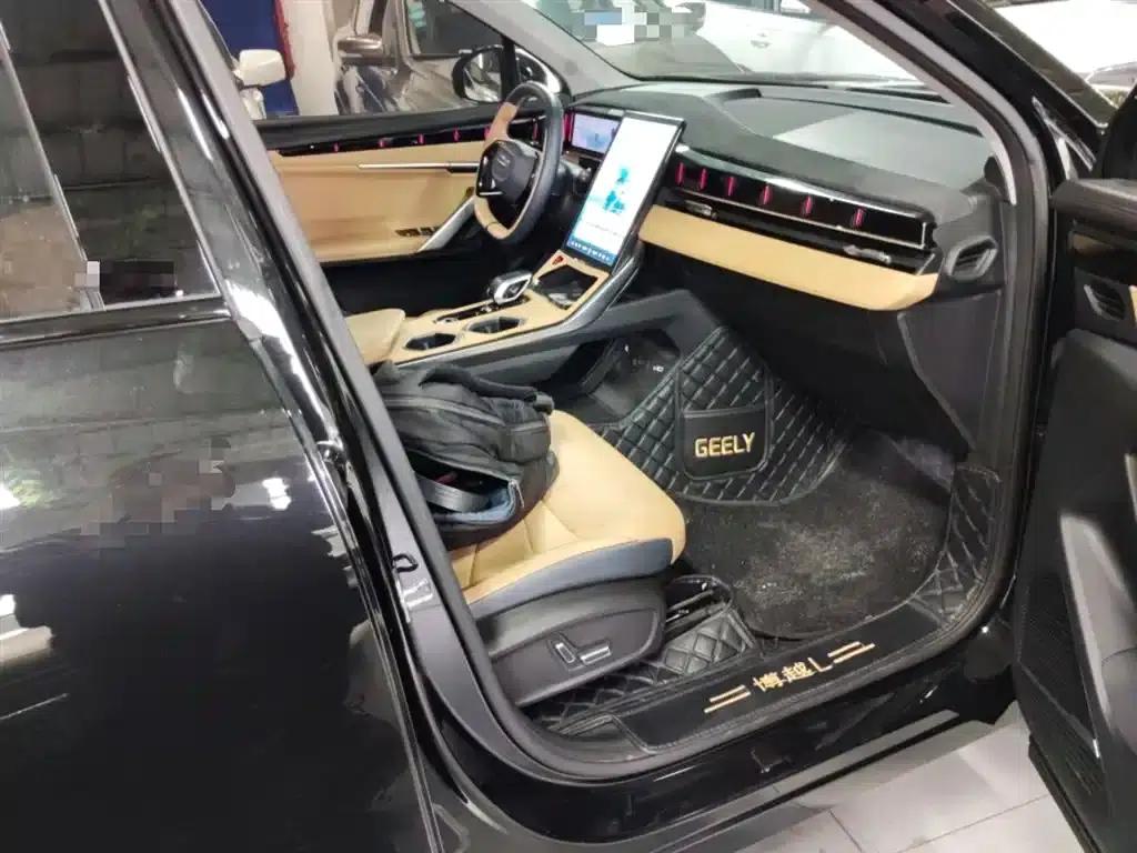 Geely Boyue L 2023 1.5TD DCT Premium Edition — миниатюра 11