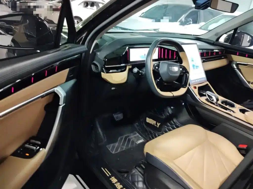 Geely Boyue L 2023 1.5TD DCT Premium Edition — миниатюра 23