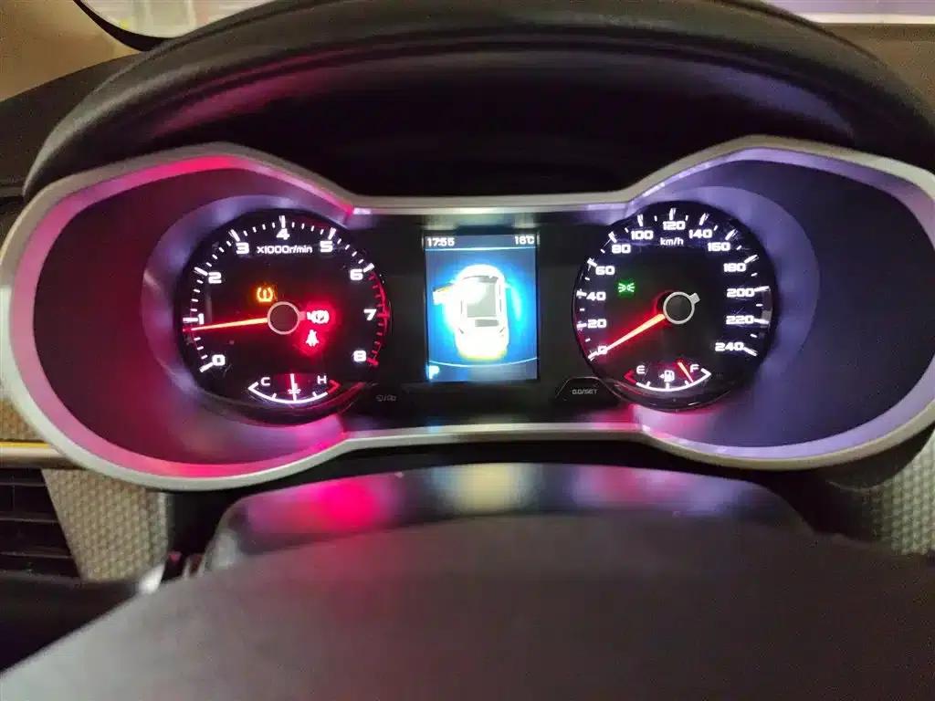 Geely GS 2017 Elegant Edition 1.3T Automatic Smart Connectivity — миниатюра 4