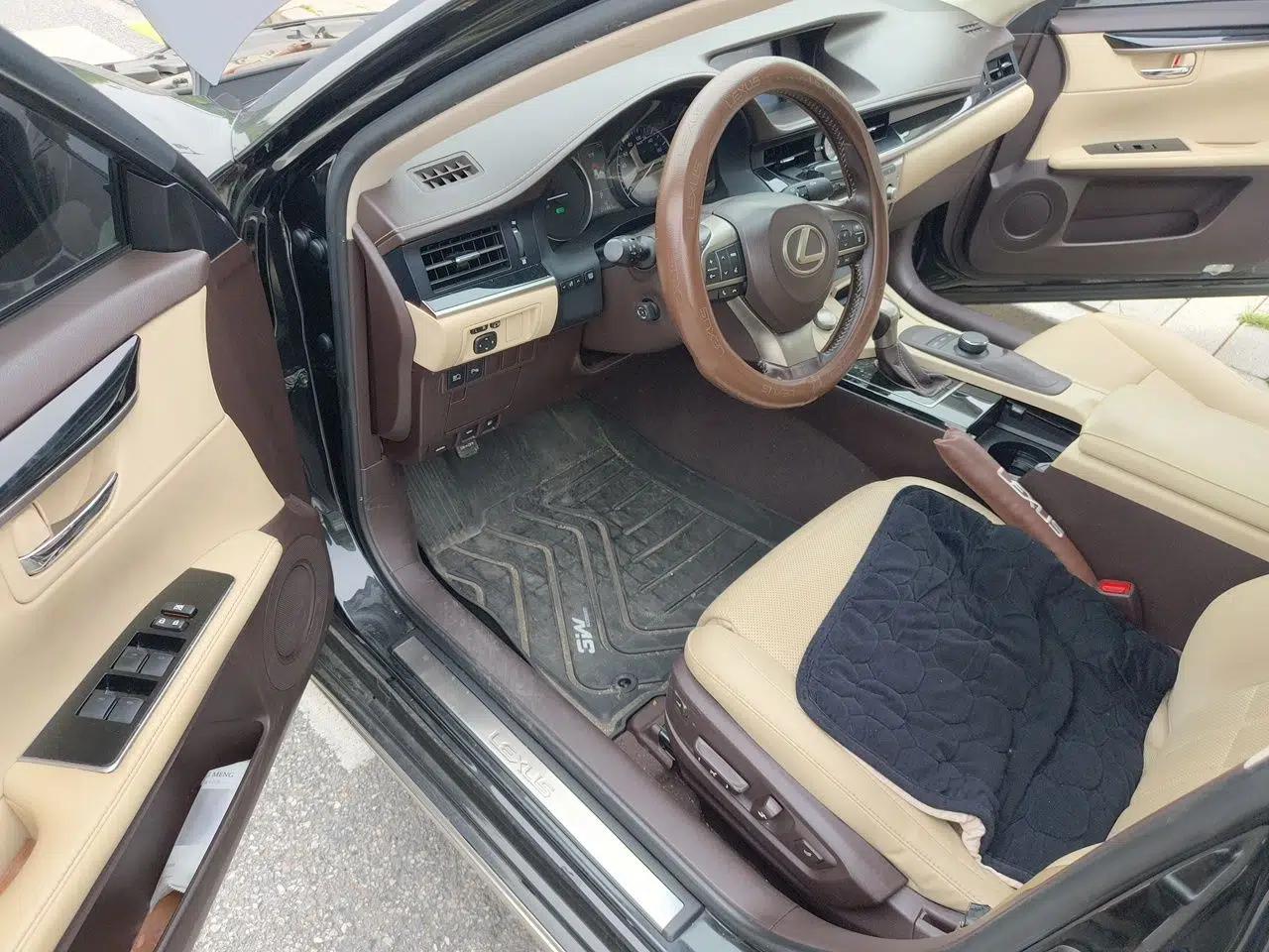 Lexus ES 2015 300h Comfort Edition — миниатюра 17