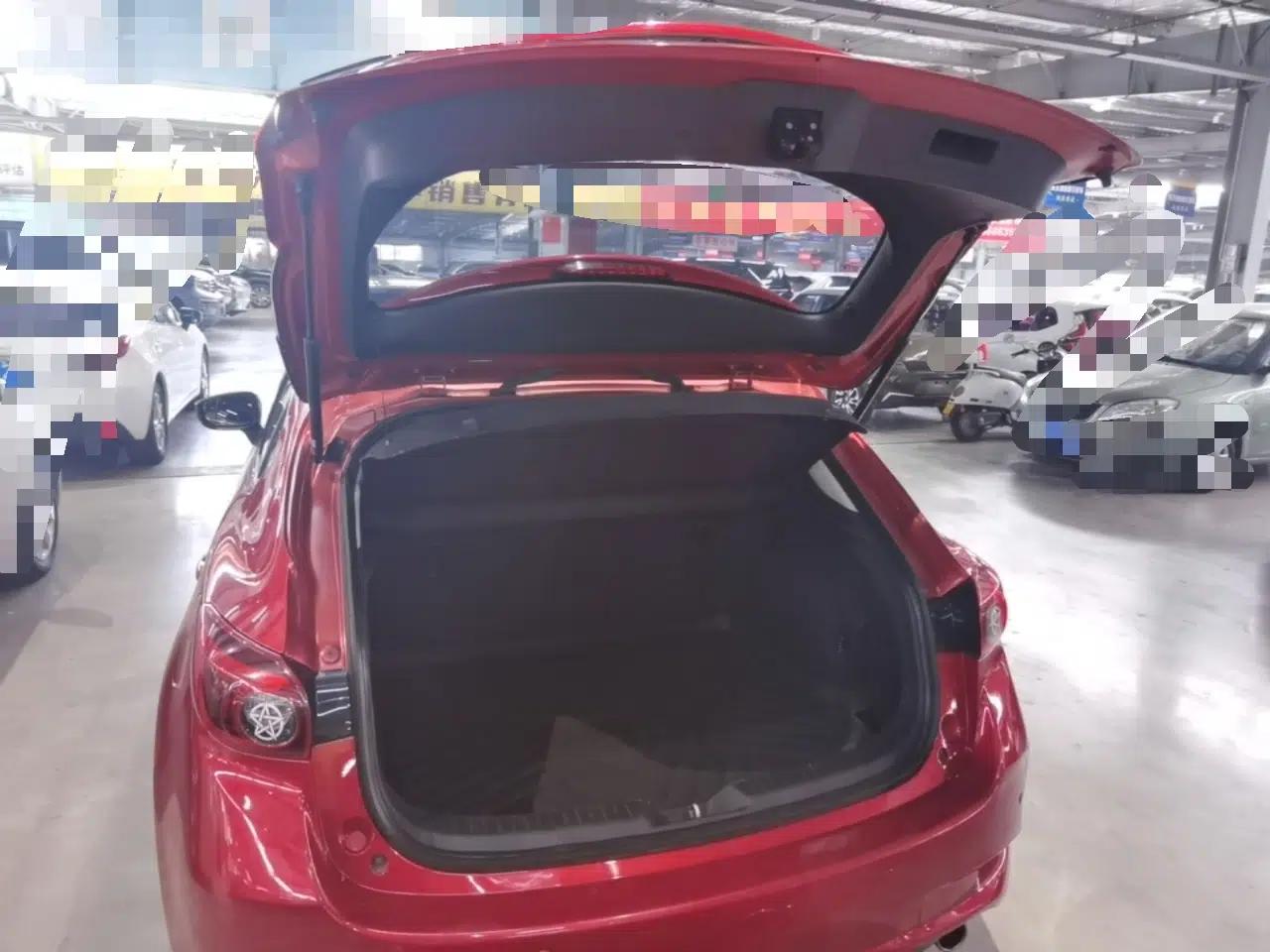 Mazda 3 Axela 2017 Hatchback 2.0L Automatic Sport Model China V Emission Standard — миниатюра 22