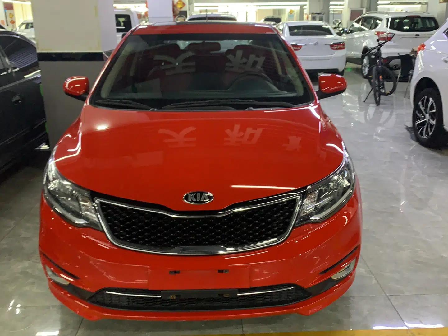 Kia K2 2015 Hatchback 1.4L AT GLS Cool Edition — миниатюра 2