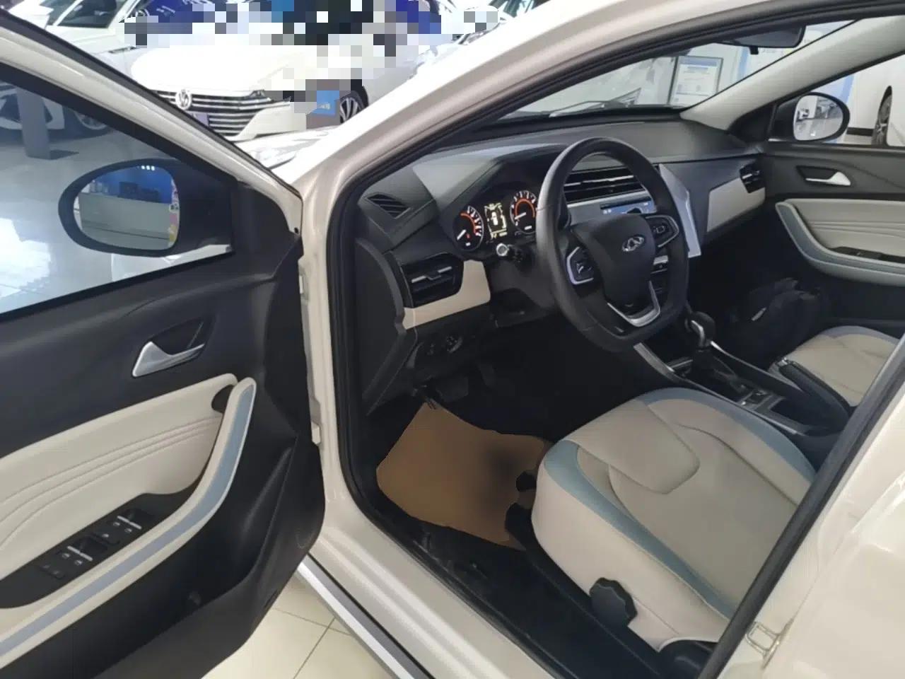 Chery Tiggo 3X 2022 Diamond Edition 1.5L CVT Elite Version — миниатюра 19