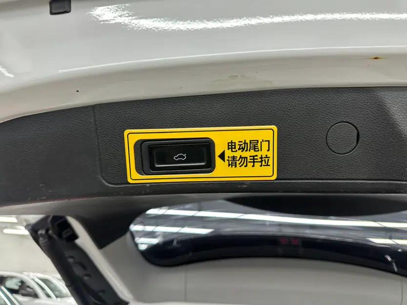 Chery Tiggo 8 PRO 2022 290T Two-Wheel Drive Sky Dome Edition 5 Seats — миниатюра 18