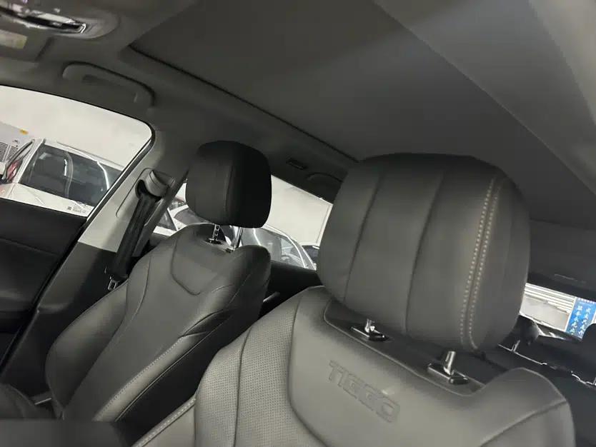 Chery Tiggo 8 PRO 2022 290T Two-Wheel Drive Sky Dome Edition 5 Seats — миниатюра 10