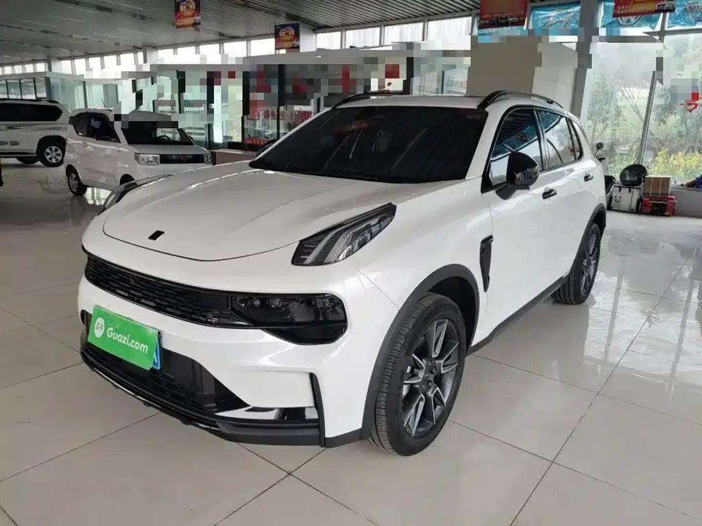 Lynk & Co 01 2025 2.0TD Two-Wheel Drive Refreshed Pro Edition — миниатюра 2