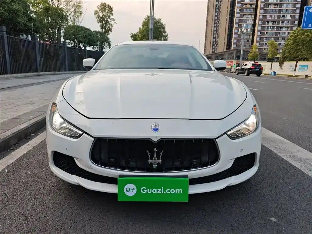 2014 Ghibli 3.0T Standard Edition — миниатюра 3