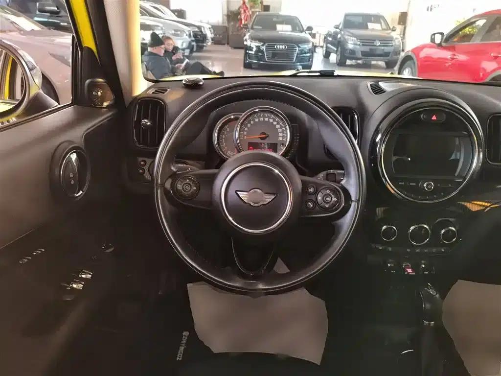 2017 MINI COUNTRYMAN 1.5T COOPER ALL4 Traveler — миниатюра 10