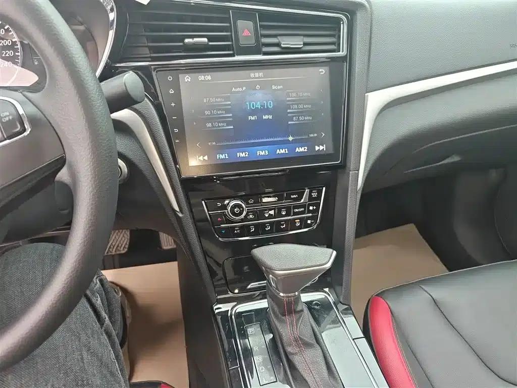 Venucia D60 2020 1.6L XL CVT Enjoy Edition — миниатюра 13