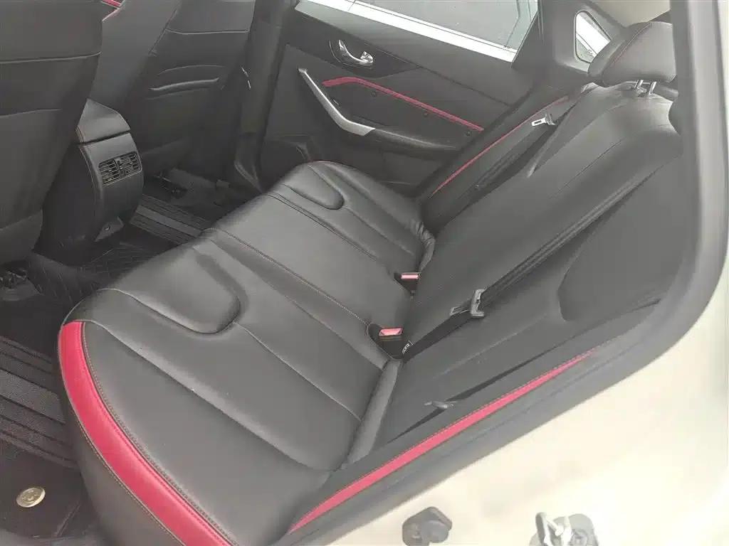 Venucia D60 2020 1.6L XL CVT Enjoy Edition — миниатюра 17